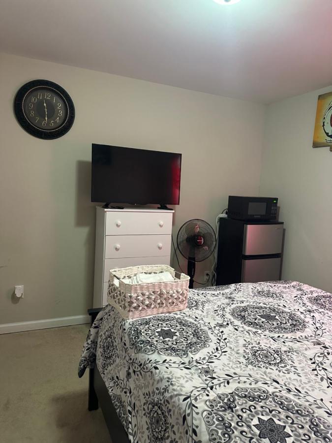 Zees Private Room Norfolk Bagian luar foto
